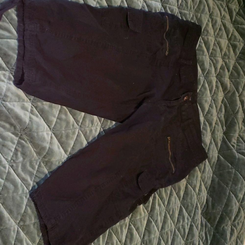 Junior's Arizona Bermuda Capris